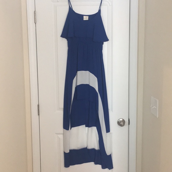 Lila Dresses & Skirts - 🌸2 for $10🌸 Hi-lo Maxi Cut Out Back L